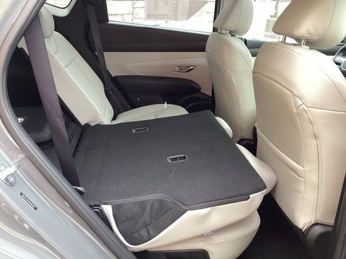 Certified 2025 Hyundai Tucson SEL image 18