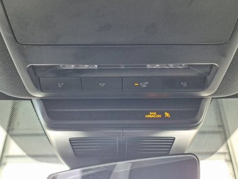 Used 2024 MAZDA MAZDA3 s FWD image 18