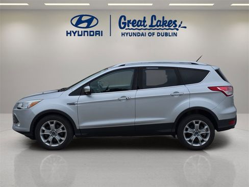Used 2014 Ford Escape Titanium image 2
