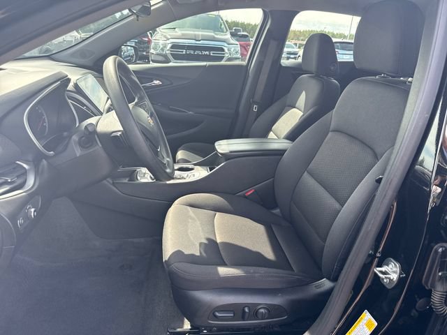 Used 2025 Chevrolet Malibu LT FWD image 10