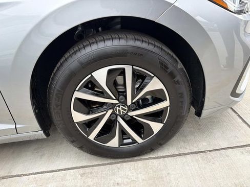Used 2026 Volkswagen Jetta S FWD image 4
