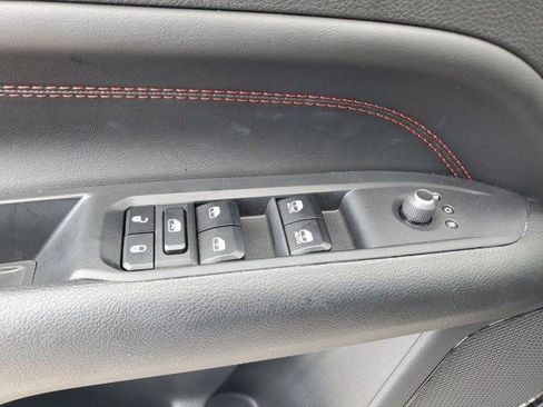 Used 2024 Jeep Compass Trailhawk AWD/4WD image 24