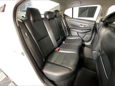 Used 2024 Nissan Sentra SR w/ SR Premium Package image 37