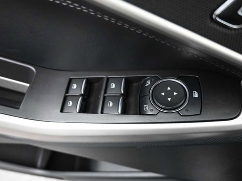 Used 2023 Ford Explorer XLT w/ Equipment Group 202A image 19