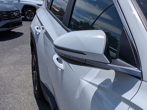 New 2026 Hyundai Tucson SEL FWD image 12