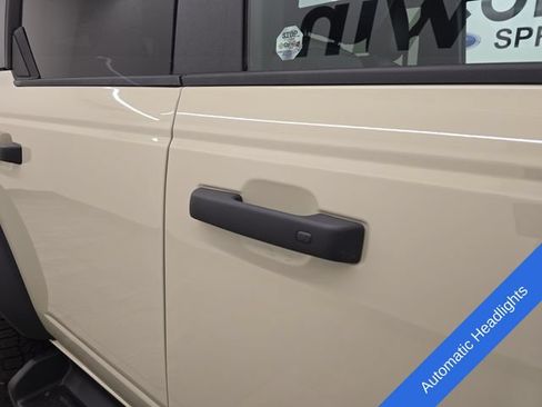 New 2026 Ford Bronco Outer Banks AWD/4WD image 10
