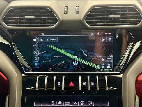 Used 2024 Lamborghini Urus S image 13