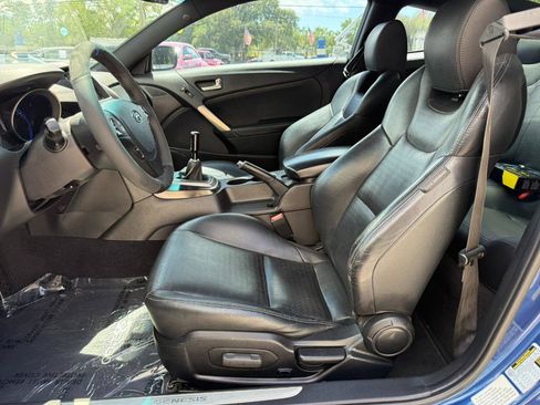 Used 2015 Hyundai Genesis 3.8 RWD image 25