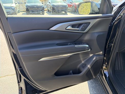 New 2026 Chevrolet Traverse LT w/ Midnight/Sport Edition image 10