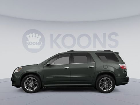 Used 2021 GMC Acadia Denali w/ Denali Technology Package image 2