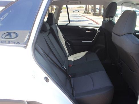Used 2025 Toyota RAV4 XLE FWD image 14