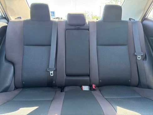 Used 2019 Toyota Corolla LE image 29