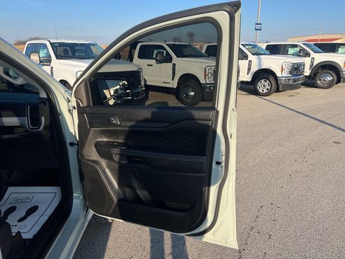 Certified 2024 Ford Ranger XL image 15