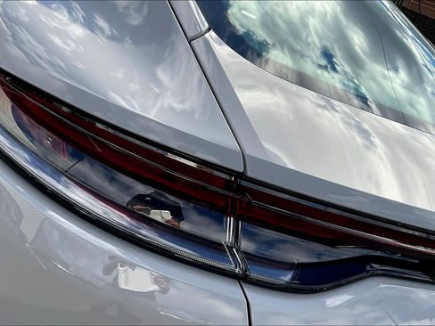 Used 2022 Porsche Panamera Turbo S image 32