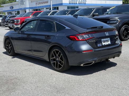 Used 2023 Honda Civic Sport Touring image 4