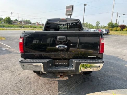 Used 2015 Ford F250 XLT w/ XLT Premium Package AWD/4WD image 4