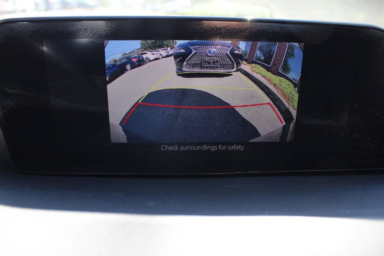 Used 2020 MAZDA MAZDA3 Sedan w/ Select Package FWD image 13