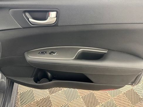 Used 2017 Kia Optima LX w/ Option Group 014 FWD image 24