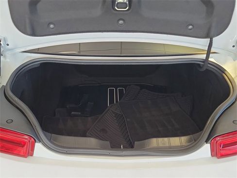 Used 2018 Chevrolet Camaro LT image 27