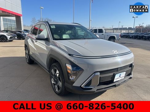 Used 2024 Hyundai Kona SEL image 3
