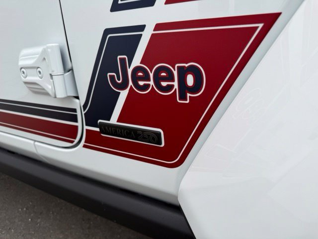 New 2026 Jeep Wrangler Unlimited Sport w/ Dual Top Group AWD/4WD image 9