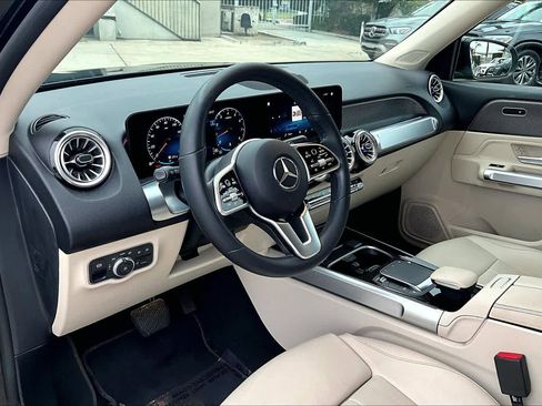 Used 2022 Mercedes-Benz GLB 250 image 17