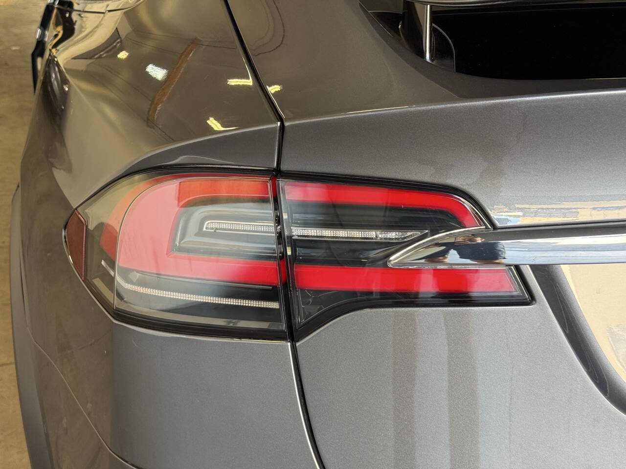 Used 2020 Tesla Model X Long Range AWD/4WD image 39