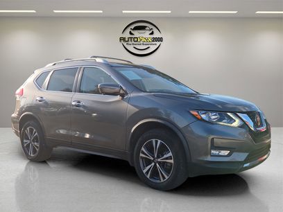 Used 2019 Nissan Rogue SV w/ Premium Package