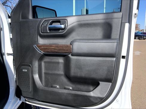 Used 2020 GMC Sierra 1500 Elevation w/ Elevation Value Package image 22