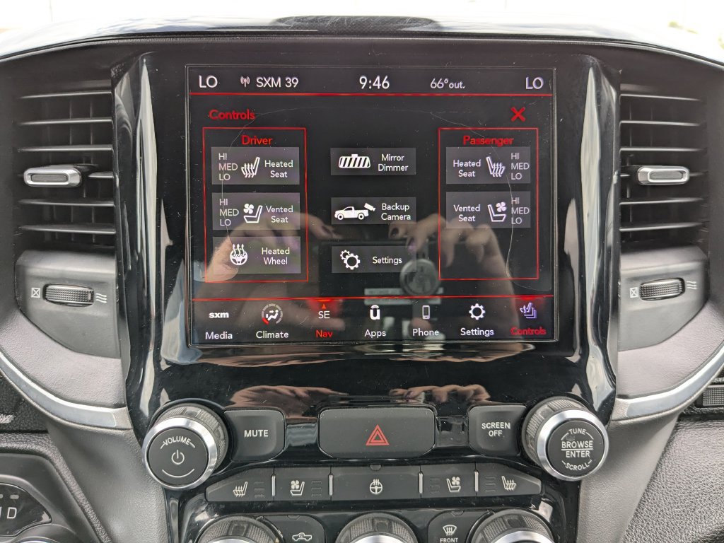 Used 2020 RAM 1500 Laramie w/ Sport Appearance Package AWD/4WD image 35