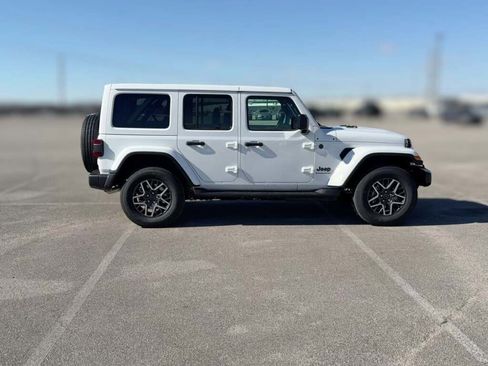 New 2026 Jeep Wrangler Sahara image 14