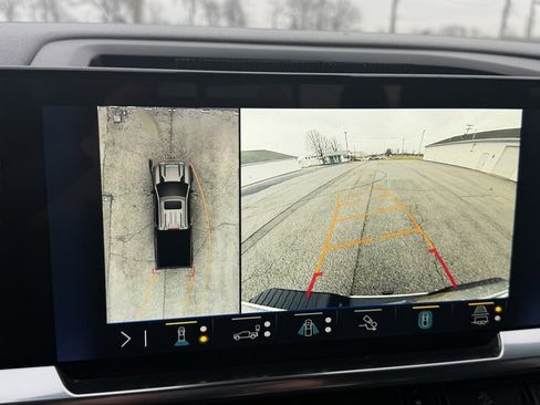 Used 2024 Chevrolet Silverado 3500 LT w/ Safety Package image 42