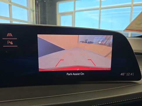 Used 2024 Cadillac XT4 Premium Luxury image 25