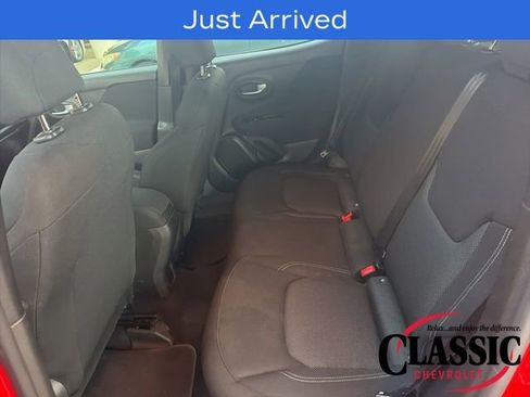 Used 2020 Jeep Renegade Sport image 11