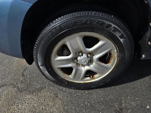 Used 2010 Toyota RAV4 2WD image 10