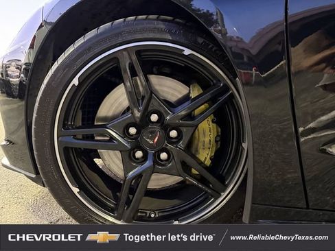 Used 2023 Chevrolet Corvette Stingray Preferred Conv w/ Z51 Performance Package RWD image 10