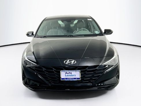 Used 2023 Hyundai Elantra SEL w/ Convenience Package FWD image 2