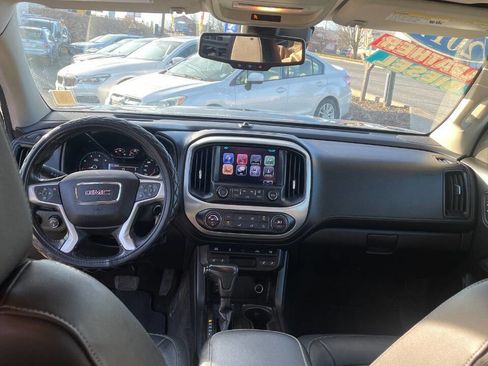 Used 2017 GMC Canyon SLT image 12