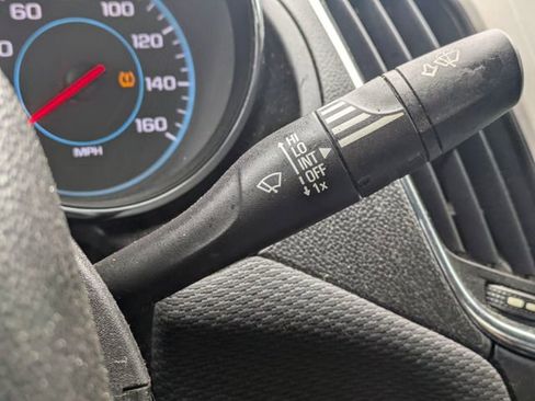 Used 2018 Chevrolet Cruze LS image 25