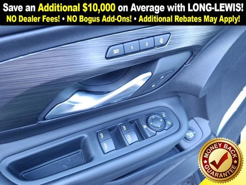 Used 2024 GMC Terrain SLT image 16