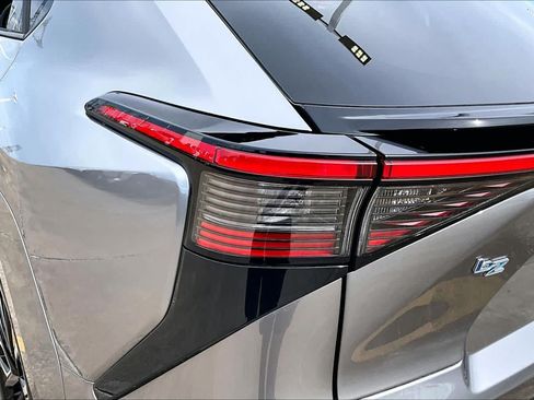 Certified 2026 Toyota bZ FWD image 28