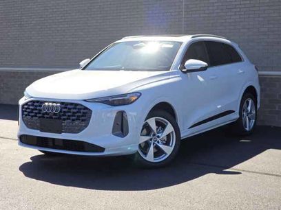 New 2025 Audi Q5 Premium Plus