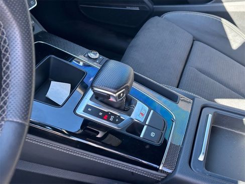 Used 2022 Audi SQ5 Prestige w/ Prestige Package image 12