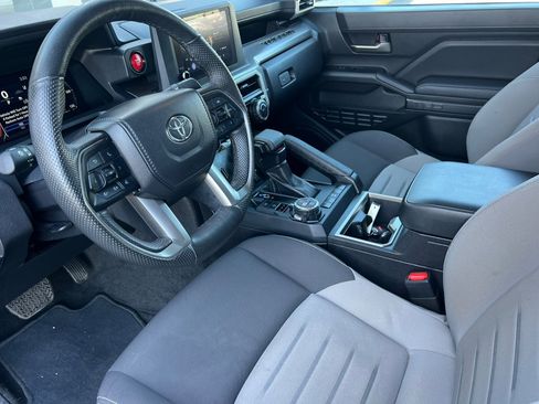 Used 2024 Toyota Tacoma TRD Off-Road image 7