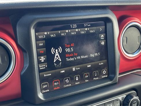 Used 2021 Jeep Wrangler Unlimited Rubicon image 14