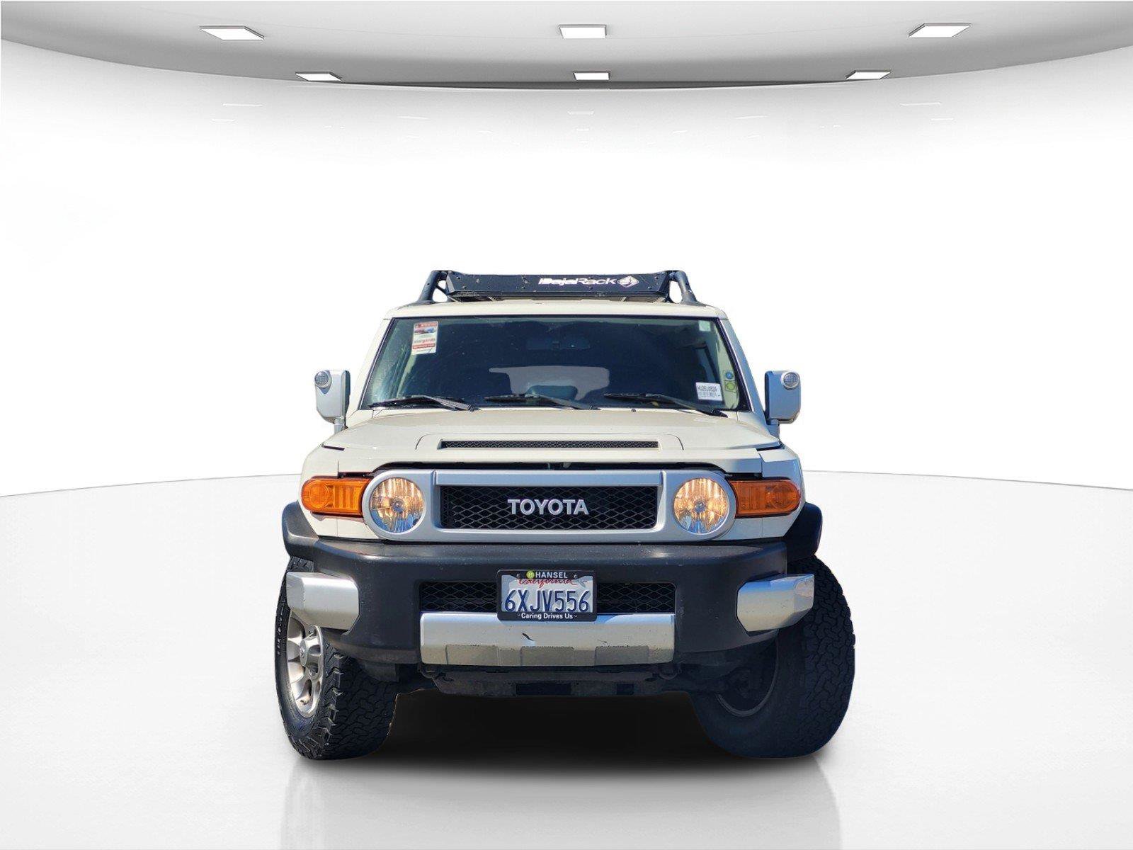 Used 2012 Toyota FJ Cruiser 4WD w/ Upgrade Pkg image 4