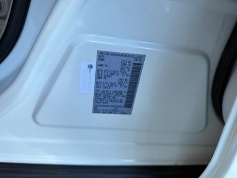 Used 2017 Nissan Pathfinder Platinum w/ Cargo Package image 24