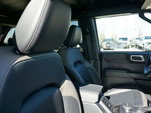 New 2026 Ford Bronco Outer Banks image 10