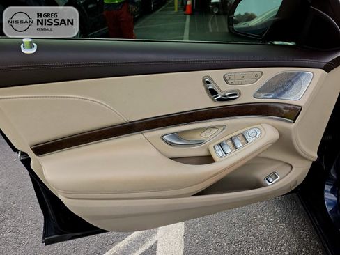Used 2017 Mercedes-Benz S 550 4MATIC Sedan image 18