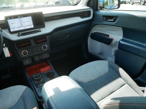 Used 2022 Ford Maverick XLT w/ XLT Luxury Package FWD image 11